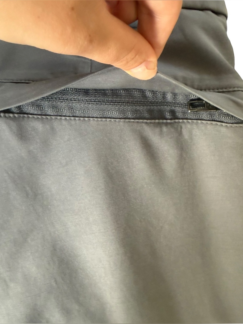 Lululemon Commission Pants Classic Fit Mens Size 32 Qwick Chino Fog Horn Gray - Picture 11 of 15